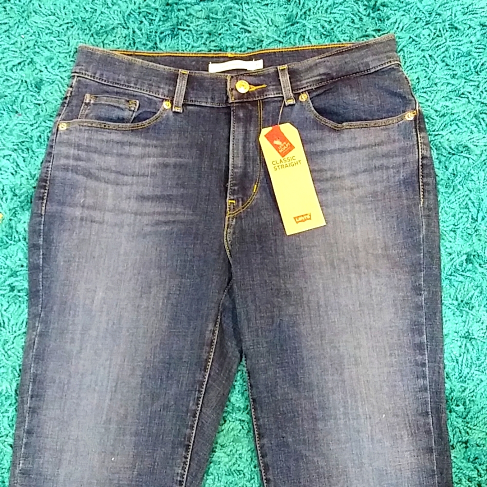 Levi's classic straight